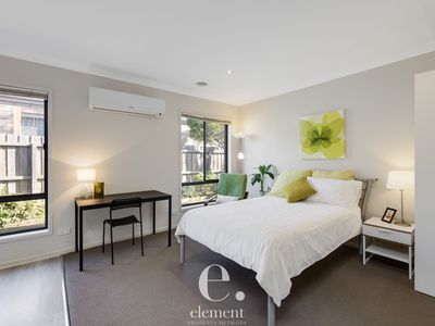 room 2 / 26 Seahaze Drive, Torquay