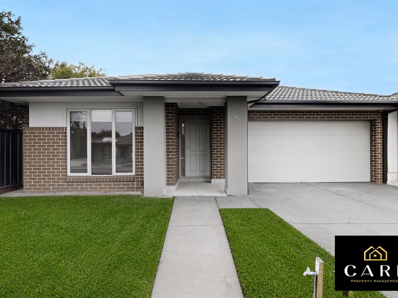 18 Arbourlea Boulevard, Cranbourne North