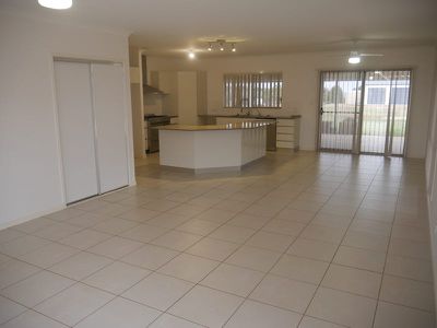 106-108 Rosella Parade, Kingaroy