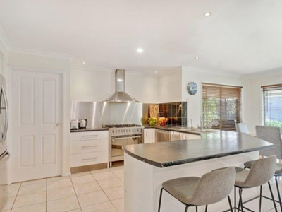 16 Second Avenue, Beachmere