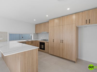 4 / 286 Main Road, Toukley