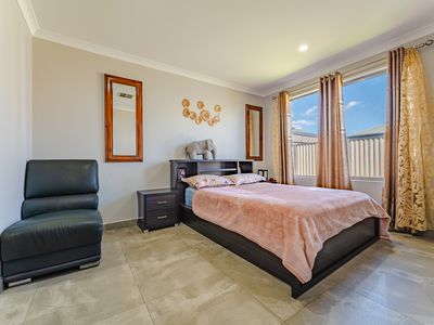 52 Bucker Street, Whitby