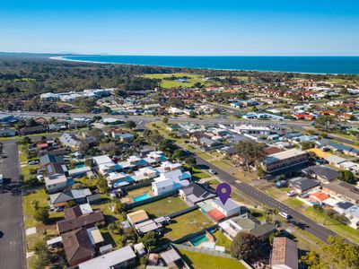 28 Tuncurry Street, Tuncurry