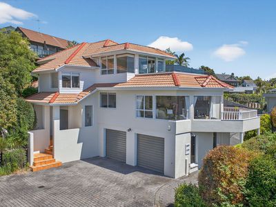 70 Beach Road, Castor Bay
