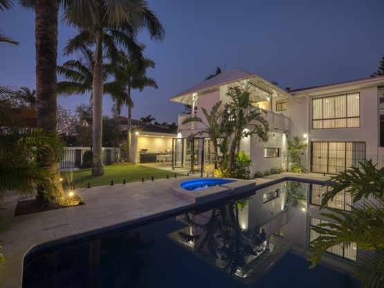 24 Gibraltar Drive, Isle Of Capri