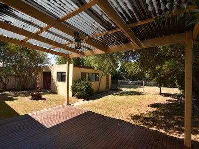 15 CALLANDER AVENUE, Wangaratta