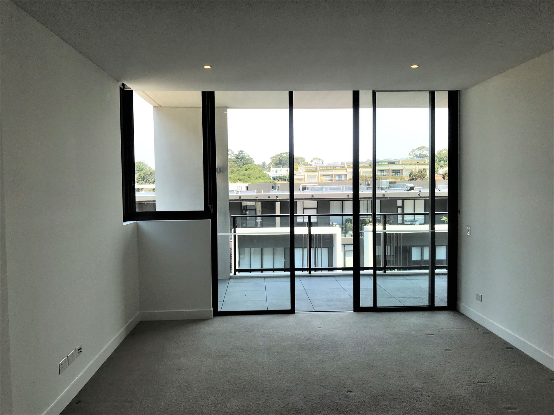 602 / 17 Grattan Close, Forest Lodge