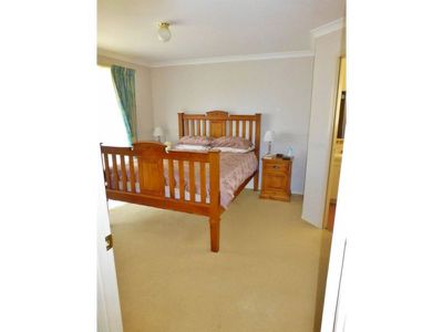 7 Lakewood Grove, Burrill Lake