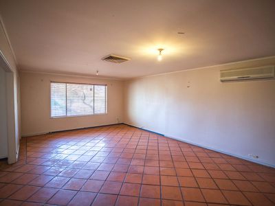 11 Nyabalee Road, Newman