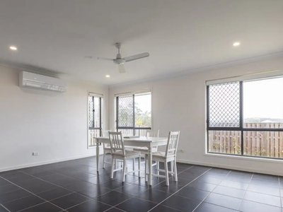 17 Peppertree Street, Pimpama