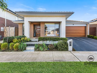 27 Savage Way, Clyde North
