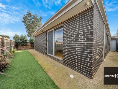 16 Tulipwood Avenue, Aintree