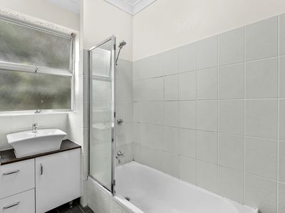 5 / 36 Fifth Avenue, Kedron