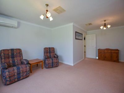 42 Azamor Drive, Boulder