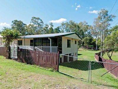 14 Roberts Street, North Ipswich