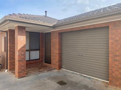 2 / 112 Tower Road, Werribee