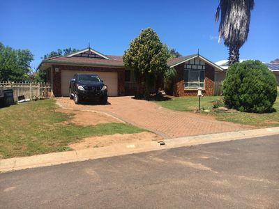 14 Catchpole Close, Dubbo