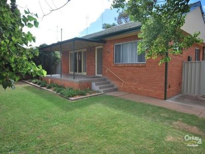 12 Stroud Avenue, Dubbo
