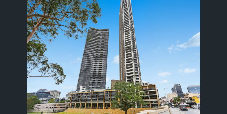 1905 / 330 Church Street, Parramatta