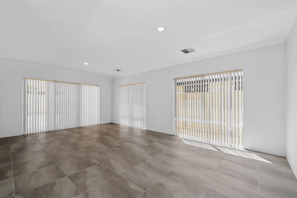 7 ELATION GROVE, Baldivis