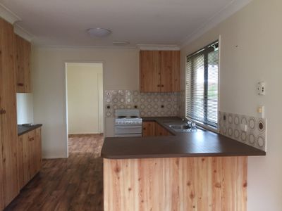 5 Jasmine Court, Centenary Heights