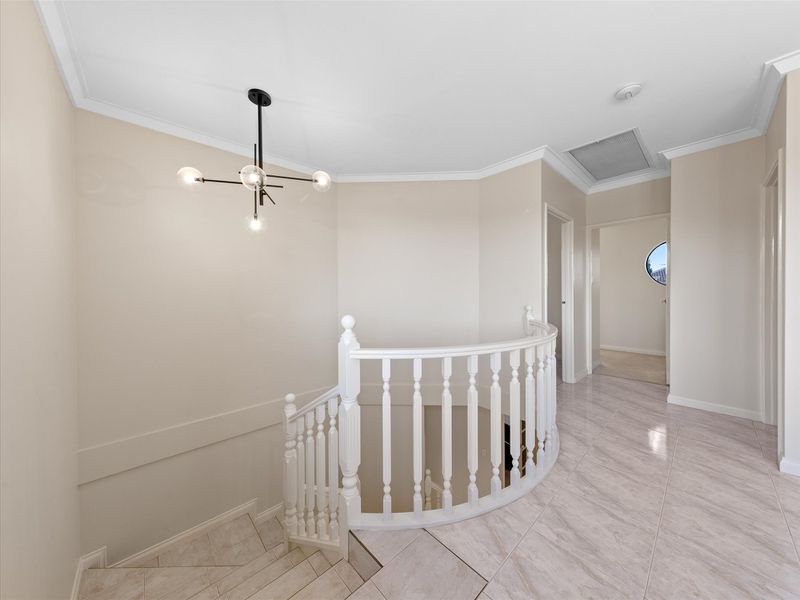 39 Castellon Crescent, Coogee