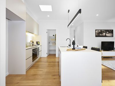 3a Dunrossil Drive, Kilsyth