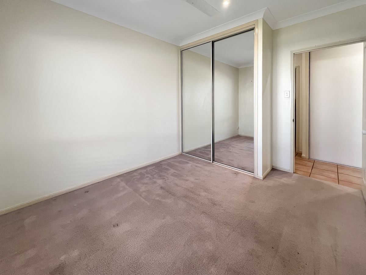 8 Jannina Drive, Atherton