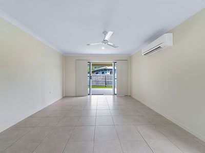 6a and 6b Leichardt Place, Cannonvale