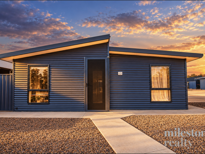 4 / 18 Pilkena Street, Tom Price