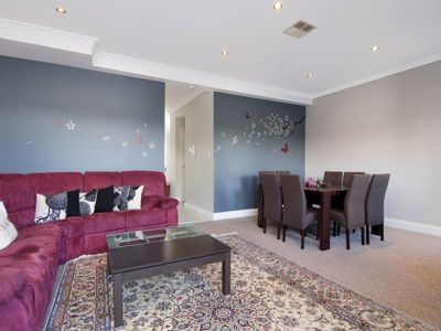 8 / 177 Moorefields Road, Roselands