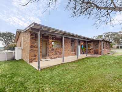 82 BOW STREET, Merriwa