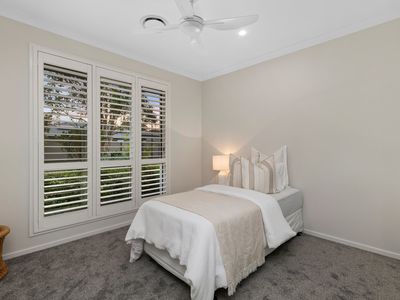 4 Brush Box Place, Wakerley