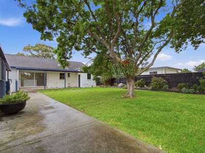 24 Turnbull Street, Sale