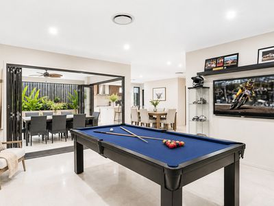 4 Kimberley Creek Road, Upper Coomera
