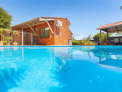 33 Shadbolt Street, Booragoon
