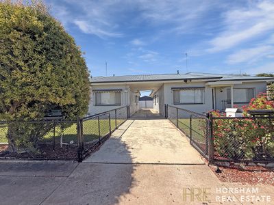 1A Henry Street, Horsham