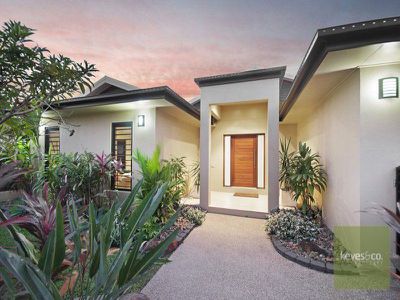 49 Lakeland Boulevard, Idalia