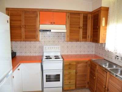 11 Young Crescent, Tawonga South