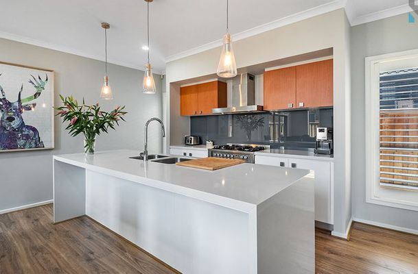 38 Greenvale Gardens Boulevard, Greenvale