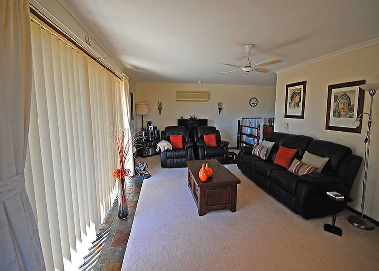 8481 Princes Highway, Portland
