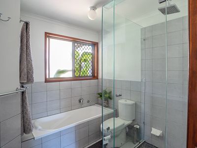 44 South Street, Urangan