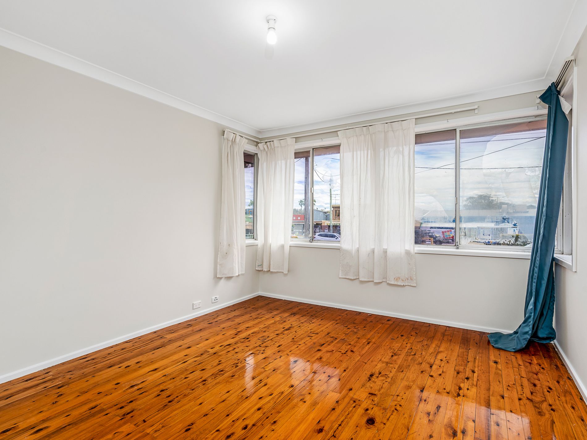 27 Riverview Street, North Richmond