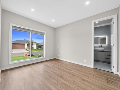 20 Kutjera Street, Manor Lakes