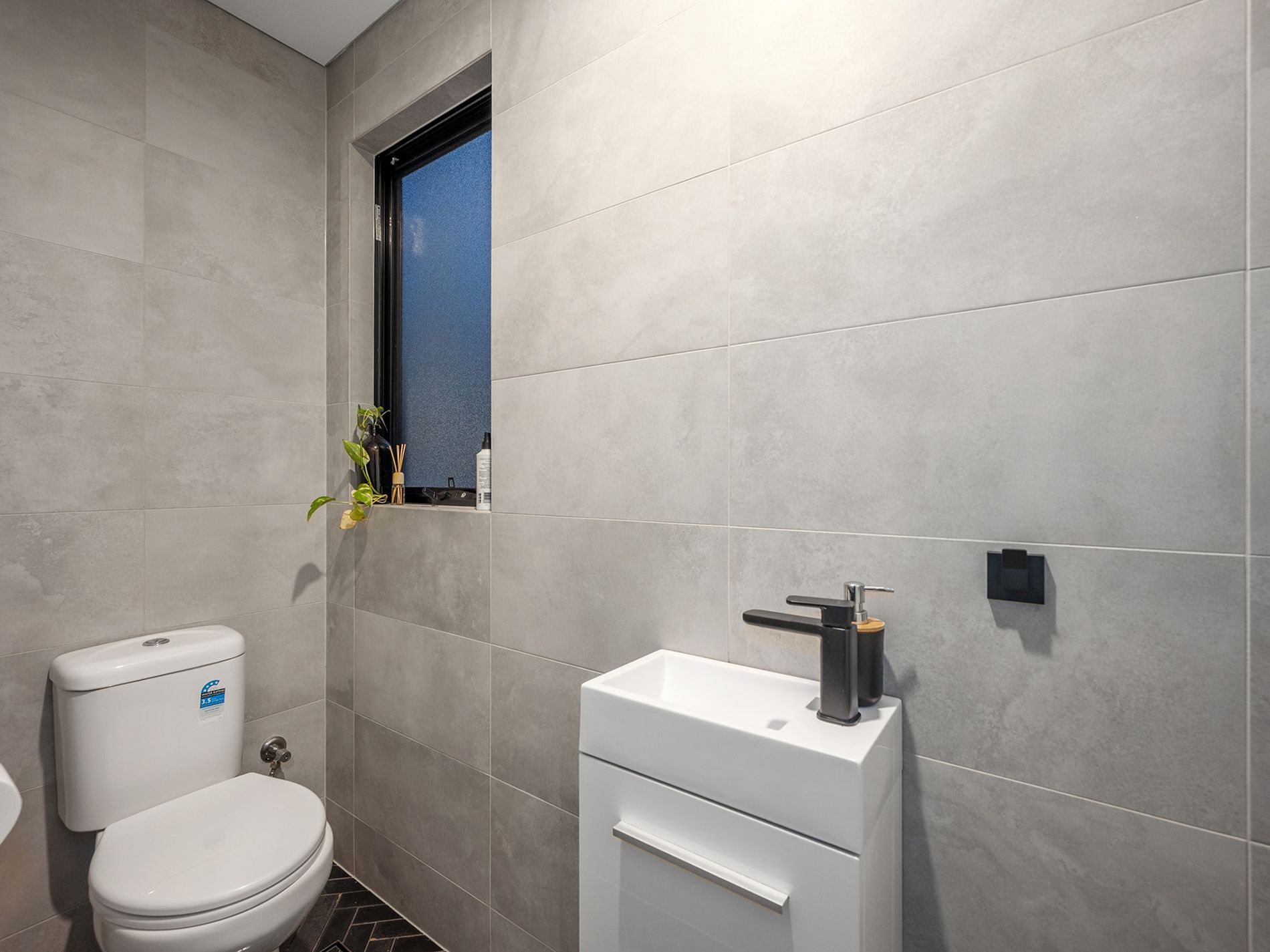 17 Bromfield Drive, Kelmscott