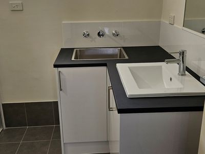 K8/125 Herdsman Parade, Wembley