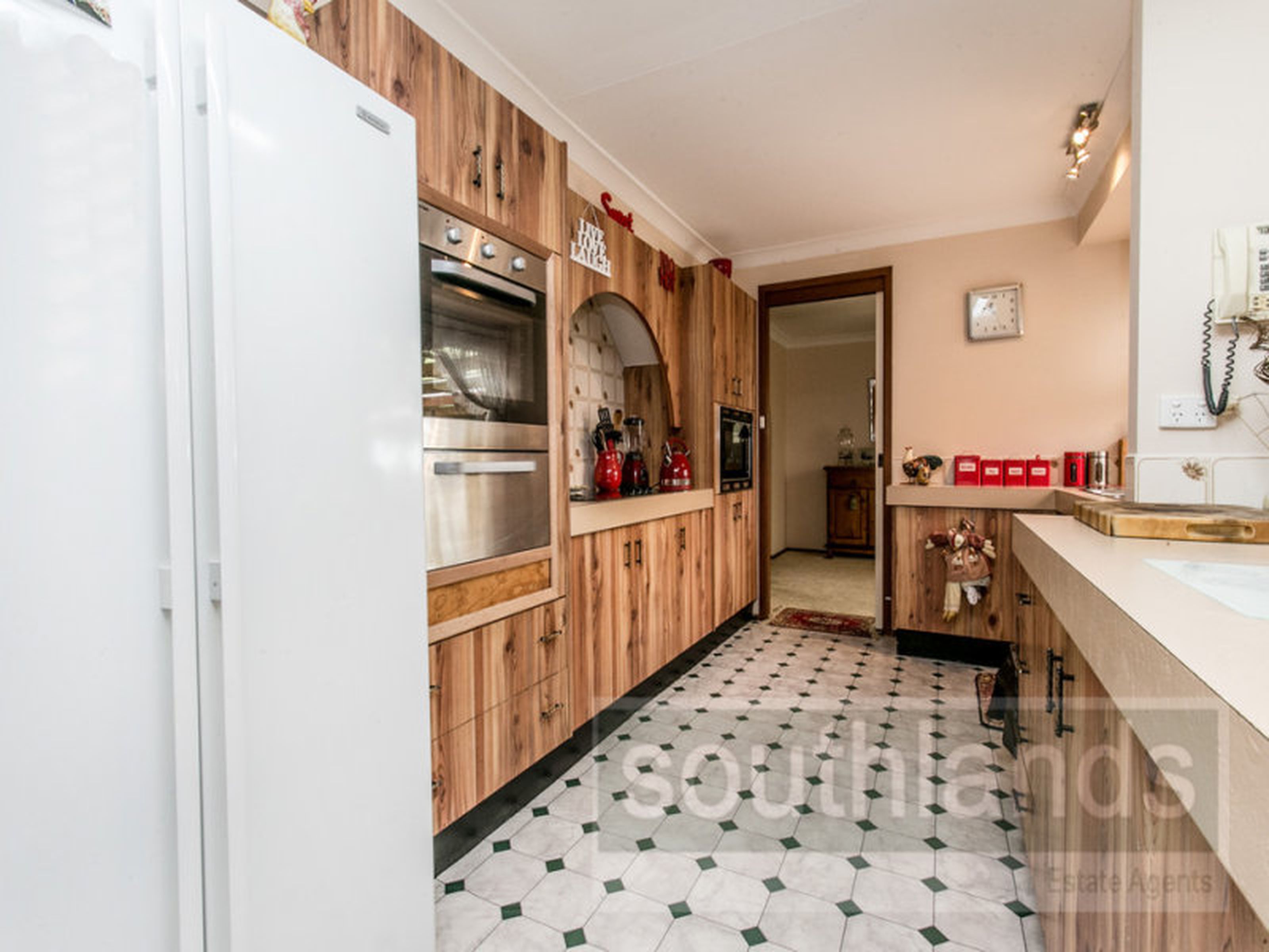 6 Corndew Cres, WERRINGTON DOWNS