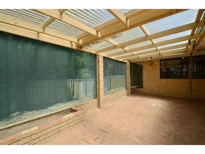 37 Little John Road, Armadale