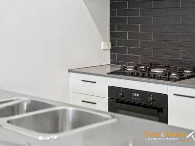 11C Woodberry Avenue, Coombs