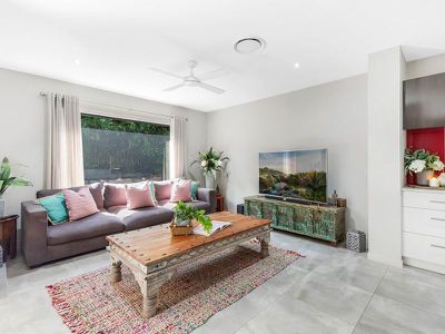 17 Jindalba Drive, Coomera